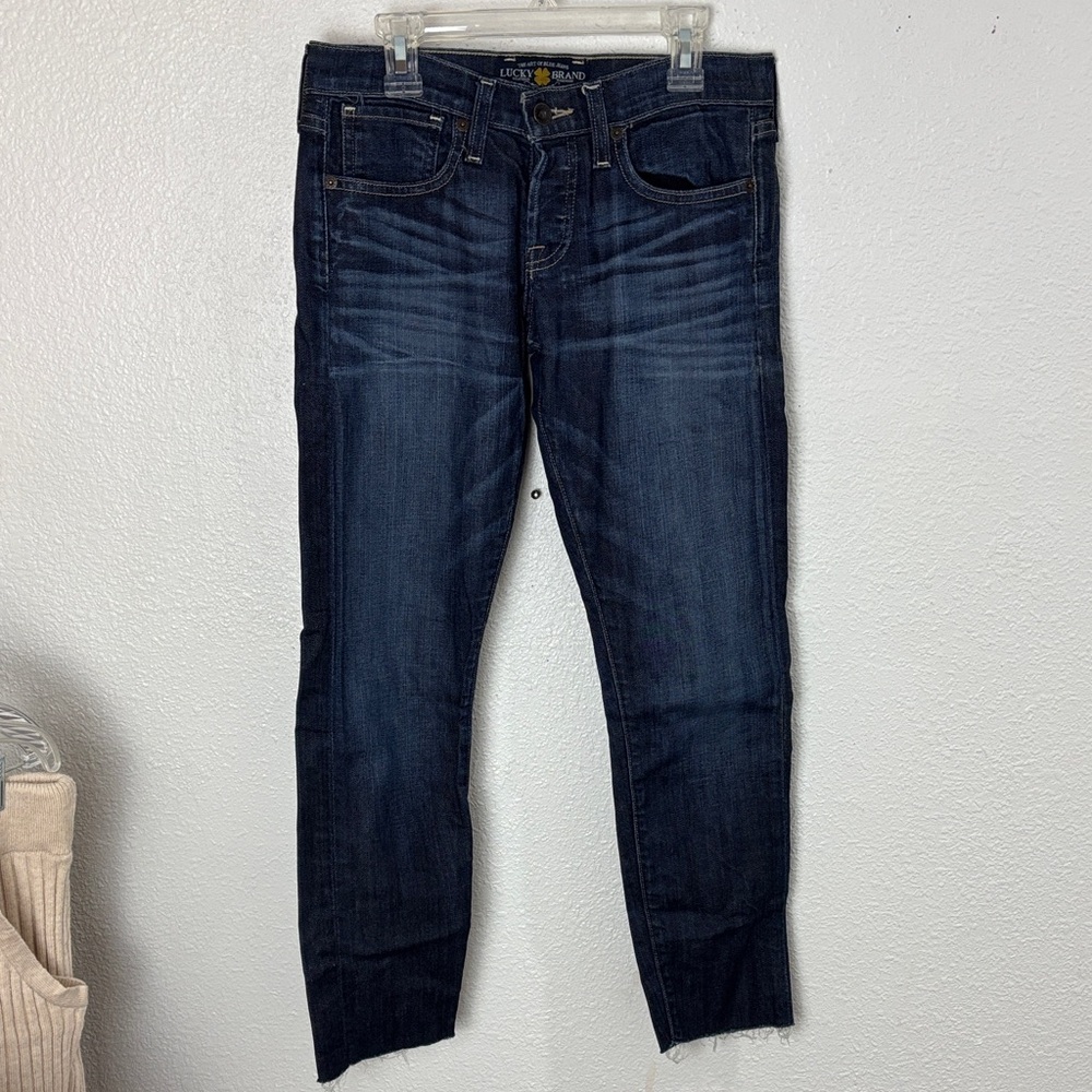 214  Lucky Brand Sienna Cigarette Modified Jeans. Sz00
